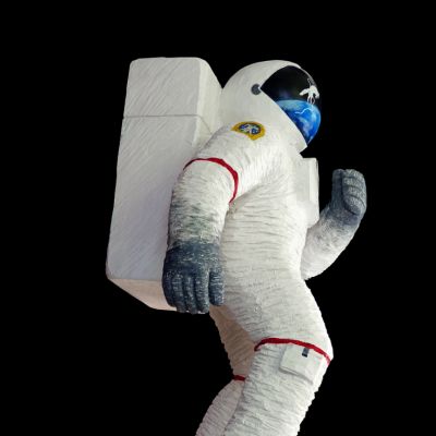 Spaceman-weightless_III.jpg